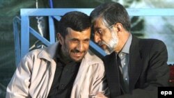 در عرصه های گوناگون اقتصادی، عملکرد دولت نهم با هدف های برنامه چهارم فاصله فراوان دارد.