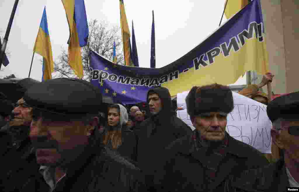 Акмәчәттә кырымтатар Мәҗлесе оештырган митинг