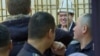 Темирлан Султанбеков суракта эс-учун жоготуп жыгылганы маалым болду