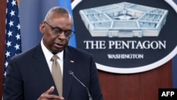 Lloyd Austin na pres-konferenciji u Pentagonu, Washington, SAD, 26. aprila 2024.