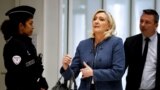 Суд признал Марин Ле Пен виновной в растрате денег Европарламента