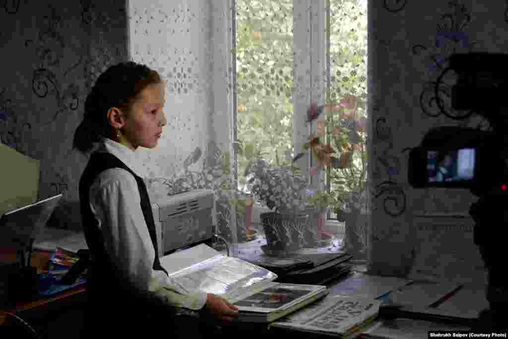 Алишерди атып кетишкенде кызы Зулайка эки айлык эле. Азыр 10 жашта. 