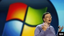 Билл Гейтс, создатель и глава Microsoft.