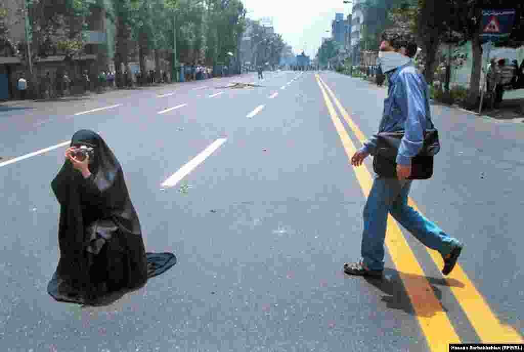 برخی از تصاویر وقایع ۱۸ تیر، از جمله عکس‌های حسن سربخشیان، بازتابی فراگیر پیدا کردند و در رسانه‌های بین‌المللی منتشر شدند.