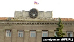 Արցախի գլխավոր կառավարական շենքը Ստեփանակերտում, արխիվ