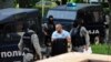 Makedonija: Policija dovodi osumnjičene u sud, 2. maj 2012.