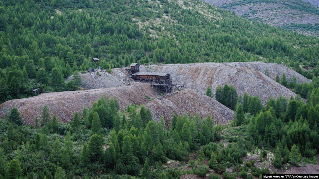 Dneprovsky is the best-preserved labor camp in the region and is located "only" 320 kilometers from Magadan -- closer than some others in the region that sprawls northward from the port city on the Sea of Okhotsk.