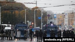 Белорусија - безбедносни служби во Минск поради одржувањето протести по претседателските избори.
